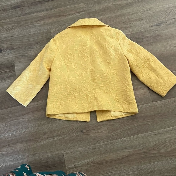 Trenz By Theresa Renz Quilted Yellow Blazer. - Picture 7 of 11